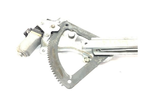 Recambio de mecanismo elevalunas delantero derecho para chevrolet aveo hatchback 1.2 ls referencia OEM IAM 95015330  