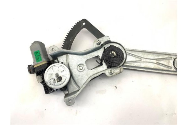 Recambio de mecanismo elevalunas delantero derecho para chevrolet aveo hatchback 1.2 ls referencia OEM IAM 95015330  