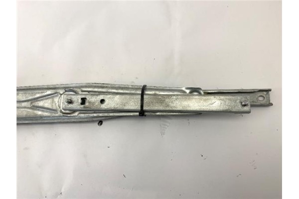 Recambio de mecanismo elevalunas delantero derecho para chevrolet aveo hatchback 1.2 ls referencia OEM IAM 95015330  