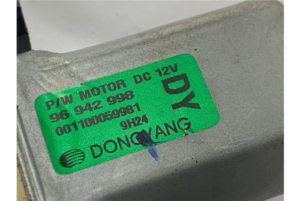 Recambio de mecanismo elevalunas delantero derecho para chevrolet aveo hatchback 1.2 ls referencia OEM IAM 95015330  