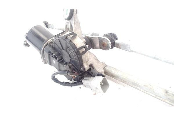 Recambio de motor limpiaparabrisas delantero para chevrolet aveo hatchback 1.2 ls referencia OEM IAM 96850001  