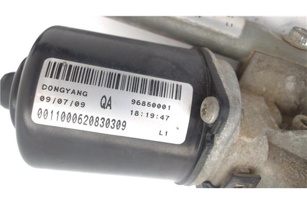 Recambio de motor limpiaparabrisas delantero para chevrolet aveo hatchback 1.2 ls referencia OEM IAM 96850001  