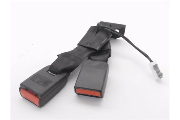 Recambio de anclaje cinturon trasero izquierdo para nissan qashqai (j10) 1.6 360 referencia OEM IAM 88863JD11A  