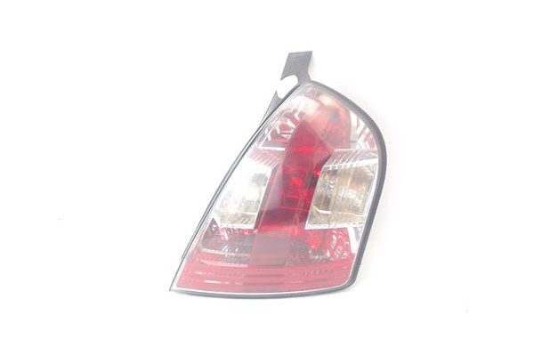 Recambio de piloto trasero derecho para fiat stilo (192) 1.9 jtd (192_xe1a) referencia OEM IAM 46823705  