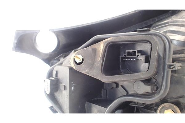 Recambio de piloto trasero derecho para fiat stilo (192) 1.9 jtd (192_xe1a) referencia OEM IAM 46823705  