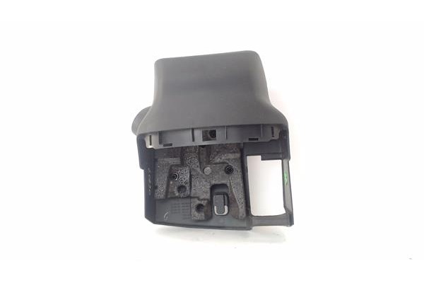 Recambio de embellecedor columna direccion para citroen c3 picasso 1.6 exclusive referencia OEM IAM 320010116280300  