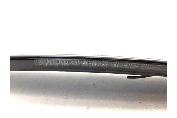 Recambio de aleron trasero para renault clio ii fase ii (b/cb0) 1.5 authentique referencia OEM IAM 7700427352  