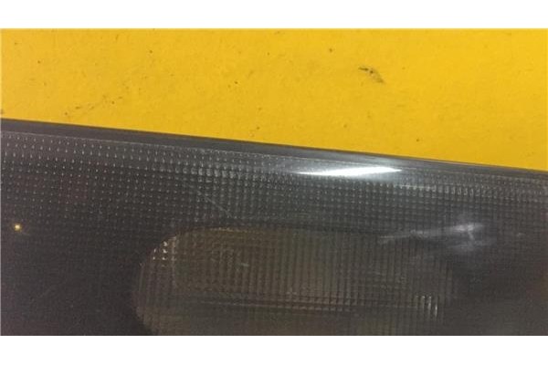 Recambio de piloto interior izquierdo para renault megane i classic (la0) 1.9 d europa referencia OEM IAM 7700838532  
