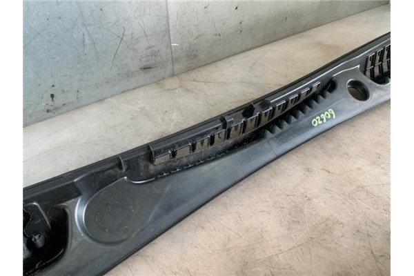 Recambio de torpedo para citroen c3 picasso 1.6 exclusive referencia OEM IAM 9681736380  