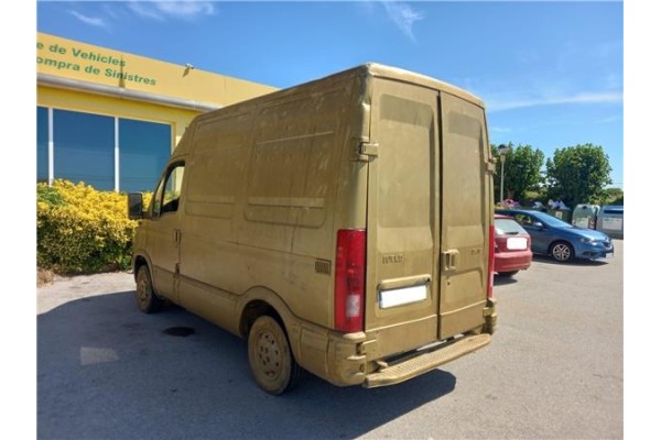 iveco 29l11 del año 2000