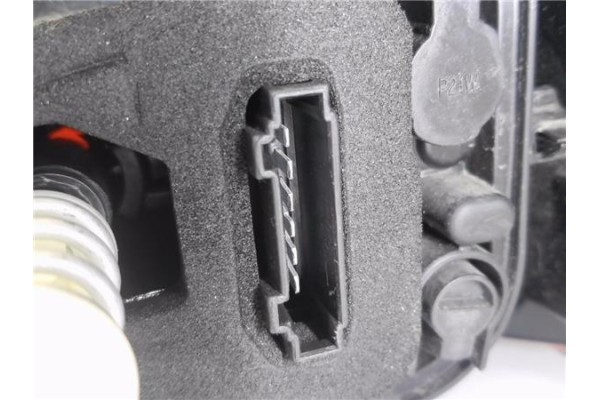 Recambio de piloto trasero izquierdo para seat ibiza (kj1) 1.0 style referencia OEM IAM 6F0945095H  