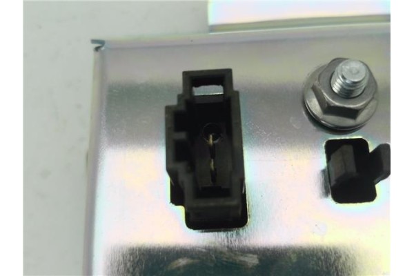 Recambio de maneta exterior porton para seat ibiza (kj1) 1.0 style referencia OEM IAM 6J4827565E 6J0827565A 