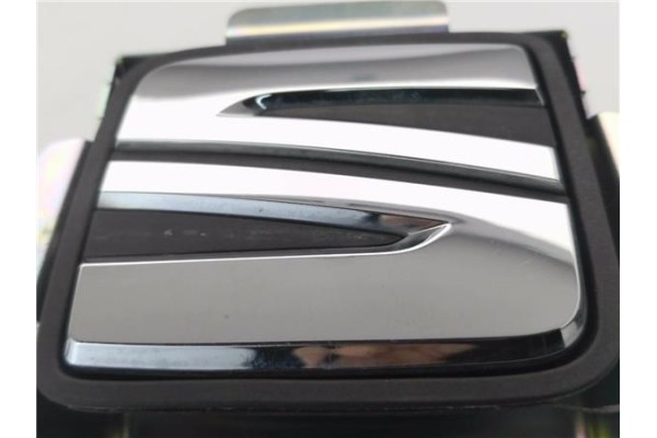 Recambio de maneta exterior porton para seat ibiza (kj1) 1.0 style referencia OEM IAM 6J4827565E 6J0827565A 