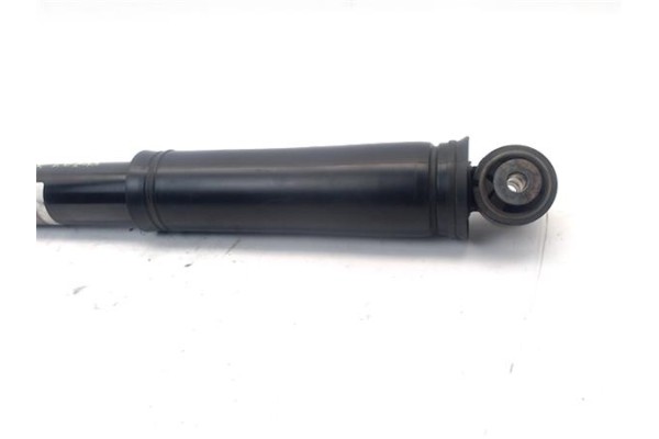 Recambio de amortiguador trasero derecho para renault megane iv berlina 5p 1.2 experience referencia OEM IAM 562101930R 56210138