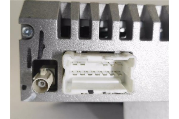 Recambio de autoradio para dacia dokker 1.5 essential referencia OEM IAM 281152320R AGC0060RFA 