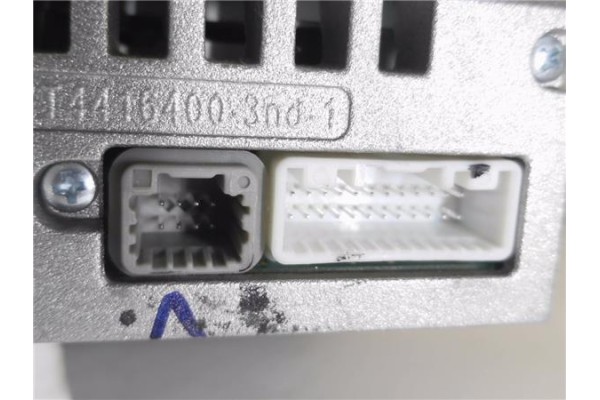 Recambio de autoradio para dacia dokker 1.5 essential referencia OEM IAM 281152320R AGC0060RFA 