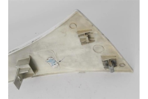 Recambio de cerquillo faro para citroen jumper furgón 2.2 hdi 100 referencia OEM IAM 1306528070  