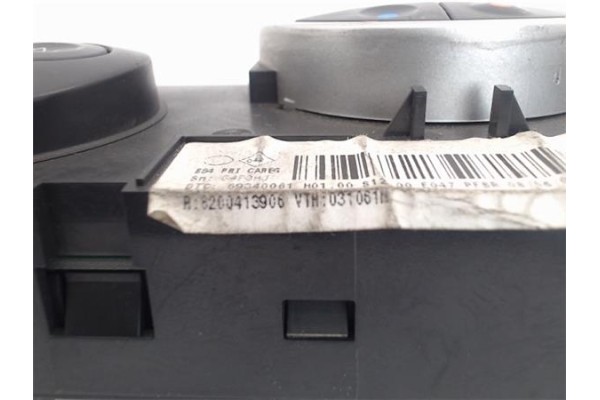 Recambio de mandos climatizador para renault megane ii (bm0/1_, cm0/1_) 1.6 16v (bm0c, cm0c) referencia OEM IAM 8200413906  