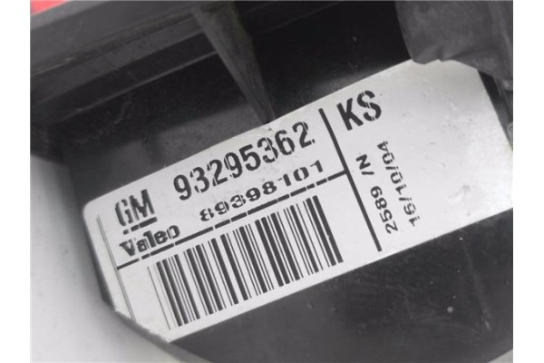 Recambio de piloto antiniebla trasero izquierdo para opel meriva 1.7 cdti referencia OEM IAM 93295362 89398101 