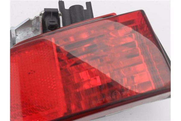 Recambio de piloto antiniebla trasero izquierdo para opel meriva 1.7 cdti referencia OEM IAM 93295362 89398101 