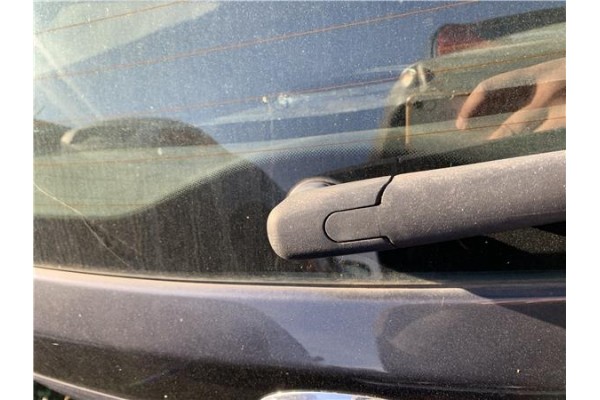 Recambio de motor limpiaparabrisas trasero para kia ceed sportswagon (ed) 2.0 emotion referencia OEM IAM 987001H500  