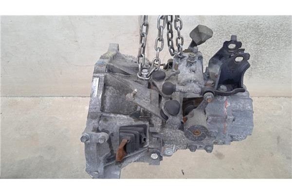 Recambio de caja cambios manual para toyota auris (e15) 1.6 vvti referencia OEM IAM P070905176  