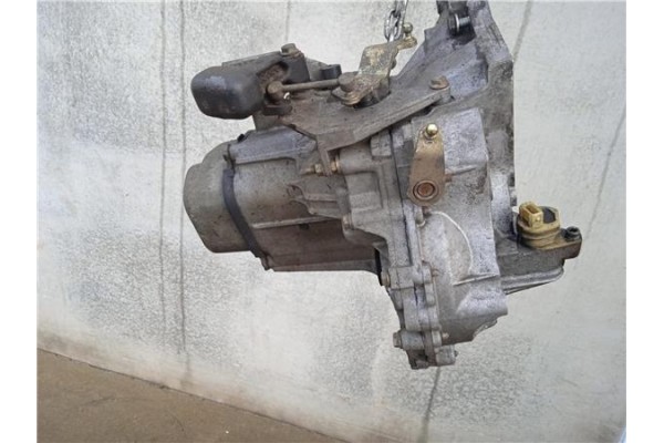 Recambio de caja cambios manual para citroen c3 1.4 hdi referencia OEM IAM 223104  