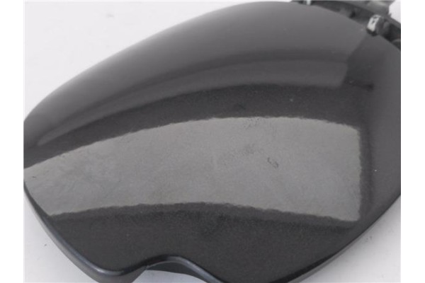 Recambio de tapa exterior combustible para renault clio ii fase ii (b/cb0) 1.5 authentique referencia OEM IAM 7700836756  