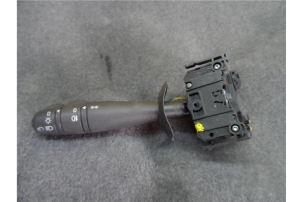 Recambio de mando intermitencia para renault trafic ii combi (04.2001) 1.9 passenger privilege [1,9 ltr. - 60 kw diesel] referen