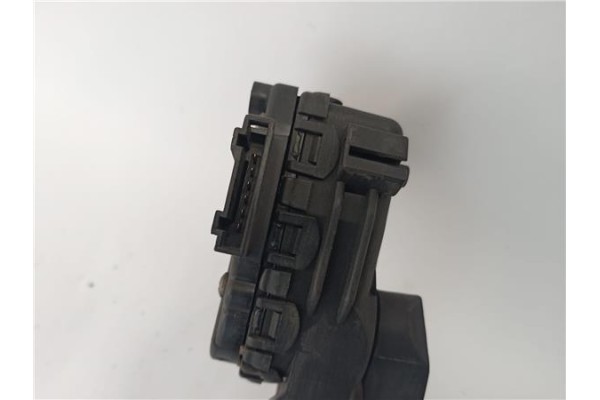 Recambio de pedal acelerador para volkswagen passat berlina (3b3) 1.9 tdi referencia OEM IAM 8D1721523J 6PV00837603 