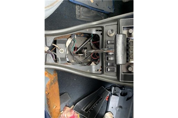 Recambio de palanca de cambio para peugeot 604 2.3 srd-turbo referencia OEM IAM   