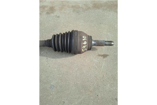 Recambio de palier delantero derecho para citroen saxo 1.6 vts 16v referencia OEM IAM 32737F 32737K 