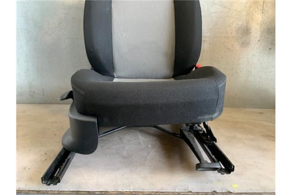 Recambio de asiento delantero derecho para seat ibiza berlina (6j5) 1.4 stylance / style referencia OEM IAM 6Q4881106DC  