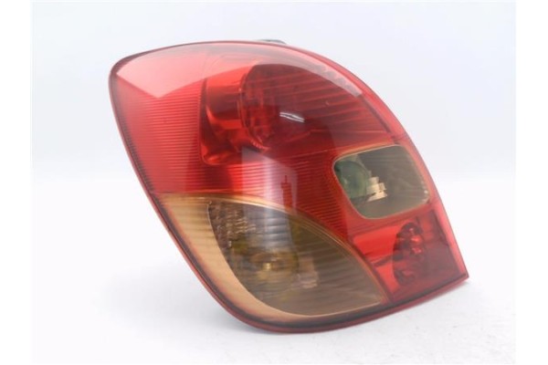 Recambio de piloto trasero izquierdo para toyota corolla verso (e12) 1.8 linea sol referencia OEM IAM 8156113540  