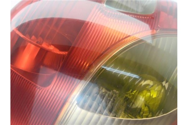 Recambio de piloto trasero izquierdo para toyota corolla verso (e12) 1.8 linea sol referencia OEM IAM 8156113540  