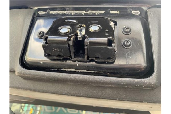 Recambio de cierre electromagnetico porton para jeep compass (mk) 2.0 sport referencia OEM IAM 4589176AC  