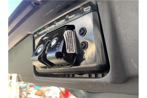 Recambio de cierre electromagnetico porton para jeep compass (mk) 2.0 sport referencia OEM IAM 4589176AC  