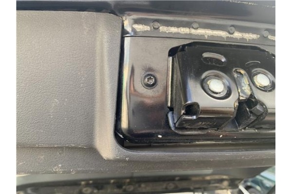 Recambio de cierre electromagnetico porton para jeep compass (mk) 2.0 sport referencia OEM IAM 4589176AC  