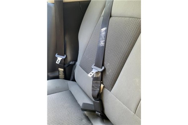 Recambio de cinturon seguridad trasero central para jeep compass (mk) 2.0 sport referencia OEM IAM 1AC87XDVAA  