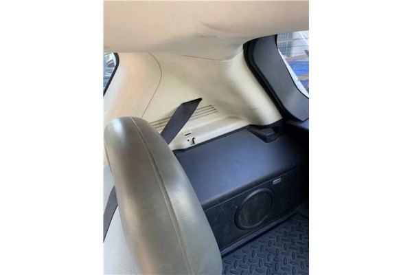 Recambio de cinturon seguridad trasero central para jeep compass (mk) 2.0 sport referencia OEM IAM 1AC87XDVAA  