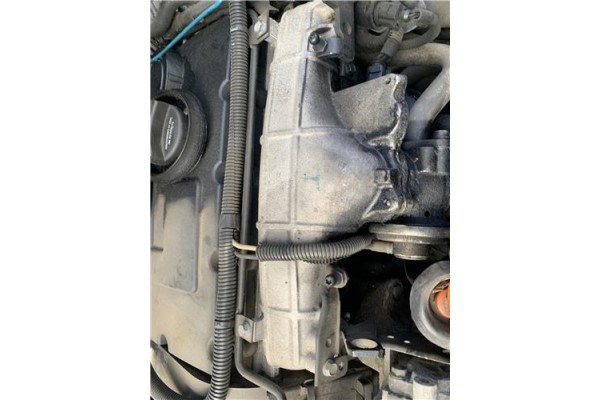 Recambio de colector admision para jeep compass (mk) 2.0 sport referencia OEM IAM 68001461AA  