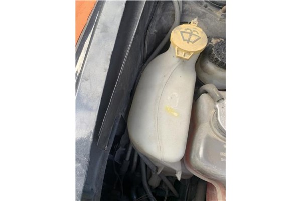 Recambio de deposito limpiaparabrisas para jeep compass (mk) 2.0 sport referencia OEM IAM 5189350AA  