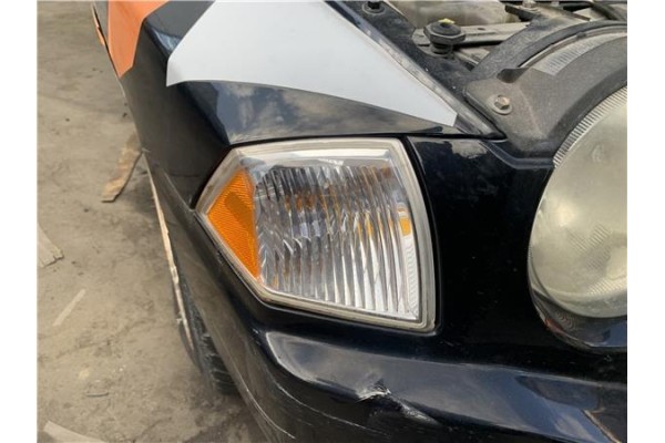 Recambio de intermitente delantero dcho para jeep compass (mk) 2.0 sport referencia OEM IAM 68000682AA E410890 