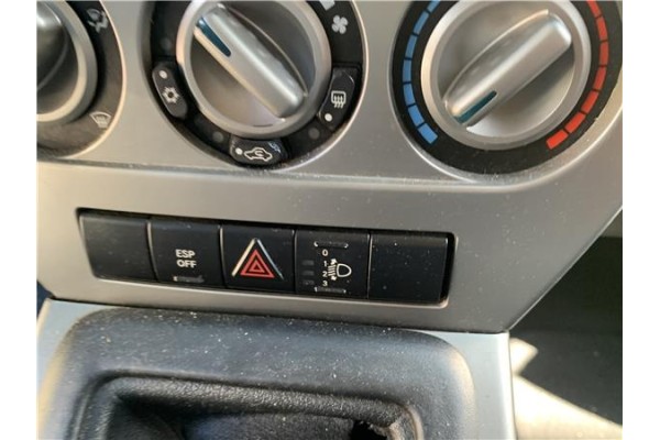 Recambio de interruptor luces emergencia para jeep compass (mk) 2.0 sport referencia OEM IAM 4602724AC  