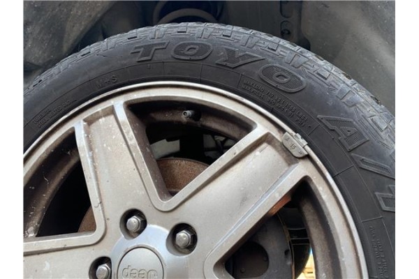 Recambio de llanta para jeep compass (mk) 2.0 sport referencia OEM IAM 17X65J39MM 5105473AA 