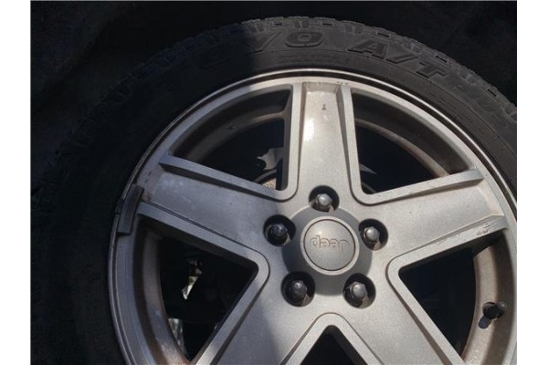 Recambio de llanta para jeep compass (mk) 2.0 sport referencia OEM IAM 5105473AA  