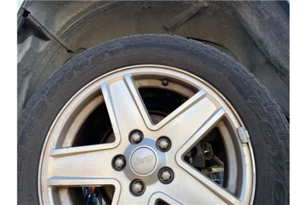 Recambio de llanta para jeep compass (mk) 2.0 sport referencia OEM IAM 5105473AA  