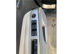 MANDO ELEVALUNAS DELANTERO IZQUIERDO 56040691AD 