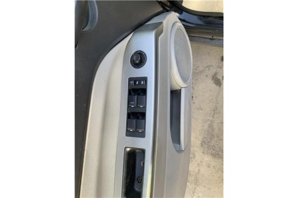 Recambio de mando elevalunas delantero izquierdo para jeep compass (mk) 2.0 sport referencia OEM IAM 56040691AD  