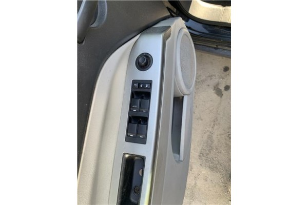 Recambio de mando elevalunas delantero izquierdo para jeep compass (mk) 2.0 sport referencia OEM IAM 56040691AD  
